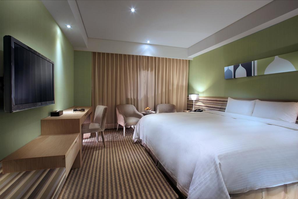 Park City Hotel Central Taichung Exterior foto